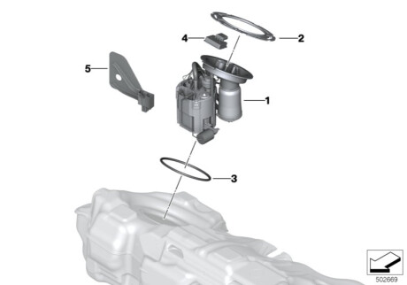 Оригинальная запчасть BMW 16117473445