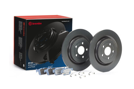 TARCZA HAMULCOWA + KLOCKI FORD USA MUSTANG MACH-E (CGW) 07/20-> EVKIT SZT BREMBO KT08027