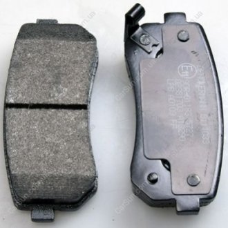 Комплект тормозных накладок, дисковый тормоз Denckermann B111033