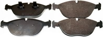 Комплект тормозных накладок, дисковый тормоз Denckermann B111073
