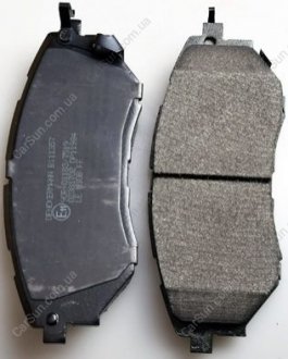 Комплект тормозных накладок, дисковый тормоз Denckermann B111357