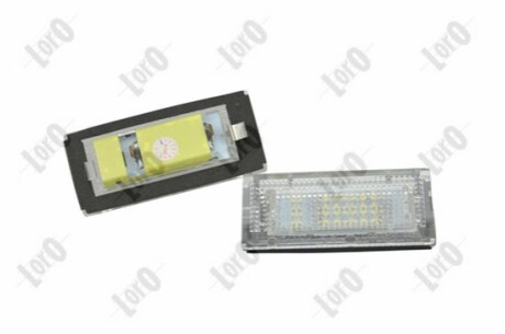 ЛАМПА НАСТІЛЬНА REJ LE+PR LED BMW 3 E46 4/5D Depo L04-210-0003LED