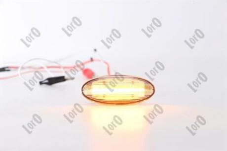 Покажчик повороту к-т 2шт LED Depo L35-140-001LED