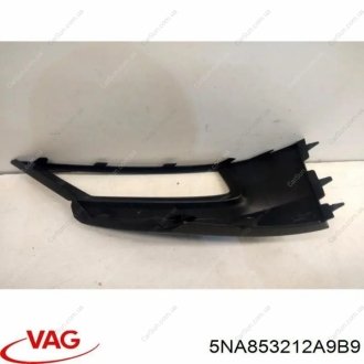 Накладка правая VW Passat (15-) DPA DPA 88541801002