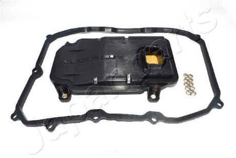 Фильтр + прокладка АКП AUDI Q7 08- JAPANPARTS FT067