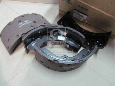Комплект тормозных колодок шт прво - Kia/Hyundai 5830545A62 (фото 1)