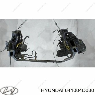 Панель передняя (в сборе) Kia/Hyundai 641004D030 (фото 1)