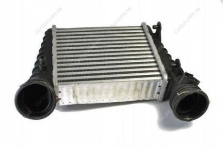 Радиатор интеркуллера - (8D0145805C / 3B0145805D) Ksp KSP00662 (фото 1)