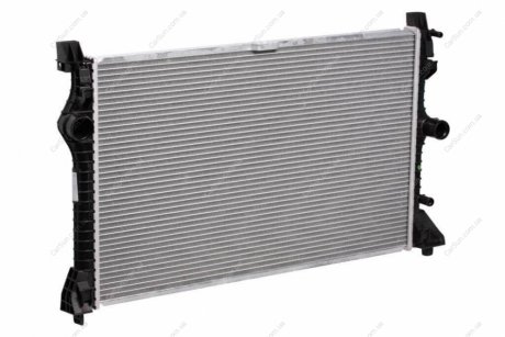 Радиатор охлаждения двигателя - (A9095010000 / 9095010000) LUZAR LRc 1509 (фото 1)