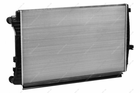 Радиатор охлаждения двигателя - (5Q0121251GQ / 5Q0121251GK / 5Q0121251GD) LUZAR LRc 18EM (фото 1)