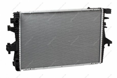 Радиатор охлаждения T5 (03-) 2.0i/3.2i/1.9TDi МКПП, AC+/- LUZAR LRc 18H7 (фото 1)