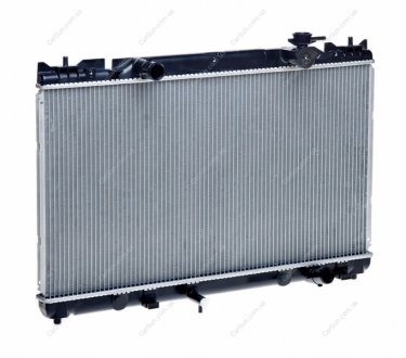 Радиатор охлаждения двигателя - (1640028281 / 1640028271 / 1640028270) LUZAR LRc 1970