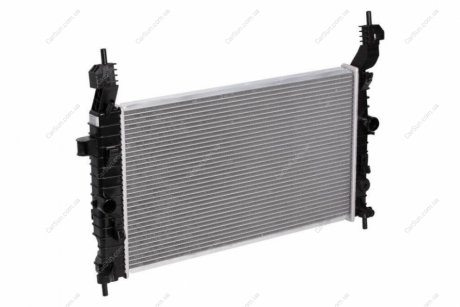 Радиатор охлаждения двигателя - (13130015 / 13128930 / 1300253) LUZAR LRc 2131