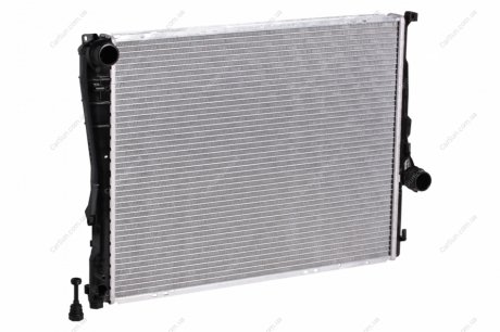 Радиатор охлаждения двигателя - (17119071519 / 17119071518 / 17119071517) LUZAR LRc 26118 (фото 1)