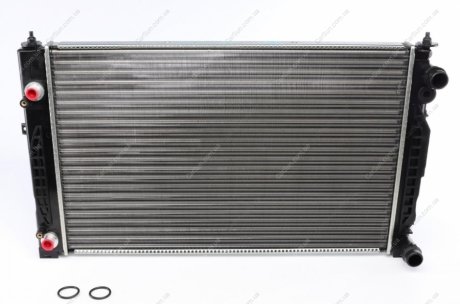 Радиатор охлаждения двигателя - (8D0121251BJ / 8D0121251P / 8D0121251BH) MAHLE / KNECHT CR132000S (фото 1)