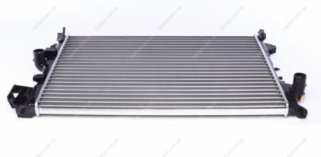 Радиатор охлаждения MAHLE / KNECHT CR 8 000S