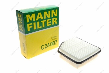 Воздушный фильтр - (17801YZZAA / J1322096 / 1780126010) MANN C24007