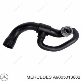 Патрубок MERCEDES-BENZ 9065013682