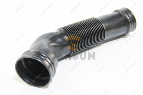 Патрубок воздухозаборника VW Passat B5 1.6/1.8/2.0i 00-05 Metalcaucho 38812