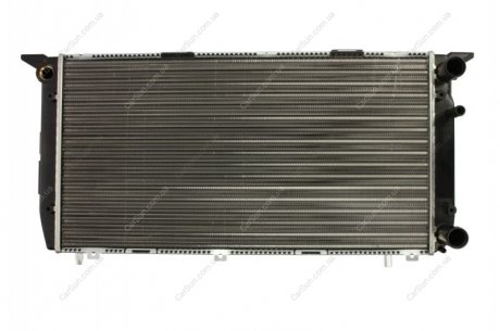 Радиатор охлаждения двигателя - (893121253A / 893121251A / 811121253A) NISSENS 604361 (фото 1)