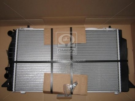 Радиатор охлаждения двигателя - (8AO121251 / 8A0121251) NISSENS 60465A (фото 1)