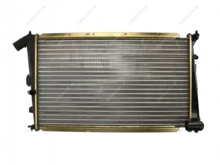Радиатор охлаждения двигателя - (96086715 / 96086712 / 30E10) NISSENS 61233 (фото 1)