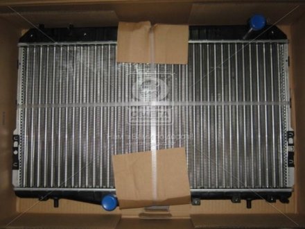 Радиатор охлаждения двигателя - (P96271477 / 96813422 / 96271477) NISSENS 61664 (фото 1)