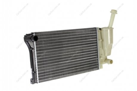 Радиатор охлаждения двигателя - (51773190 / 46798741) NISSENS 617845