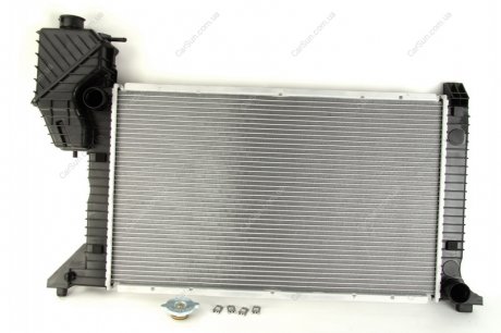 Радиатор охлаждения двигателя - (A9015003300 / A9015003100 / A9015002800) NISSENS 62685A (фото 1)