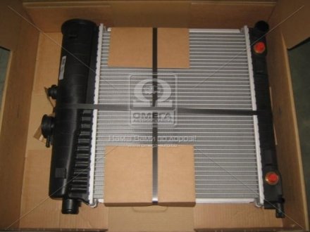 Радиатор охлаждения двигателя - (A2025006103 / A2025006003 / A2025005903) NISSENS 62708A (фото 1)