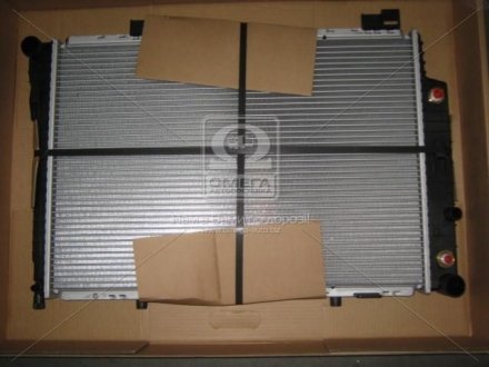 Радиатор охлаждения двигателя - (A2025006703 / A2025002203 / 2025006703) NISSENS 62756A (фото 1)