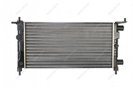 Радиатор охлаждения двигателя - (90531547 / 1300173) NISSENS 63290 (фото 1)