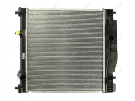 Радиатор охлаждения двигателя NISSENS 646816
