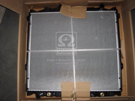 Радиатор охлаждения двигателя - (1640075210 / 1640075190 / 1640075182) NISSENS 647551 (фото 1)