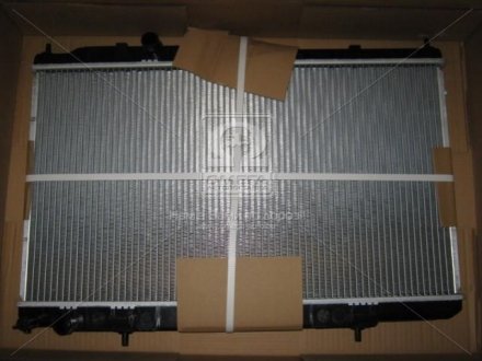 Радіатор, система охолодження двигуна NISSENS 68751 (фото 1)