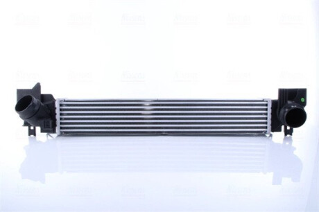 CHLODNICA INTERCOOLER NISSENS 961269