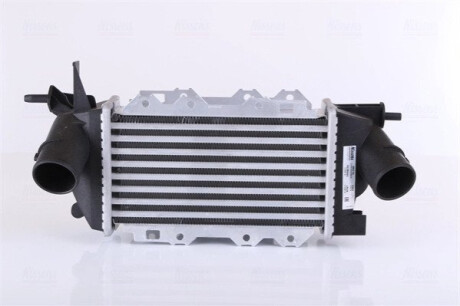 CHLODNICA INTERCOOLER NISSENS 96772