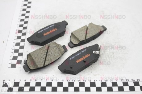 Колодки тормозные дисковые задние Mitsubishi Carisma, Colt IV, Lancer 1.6, 1.8 (95-06) NISSHINBO NP3026 (фото 1)