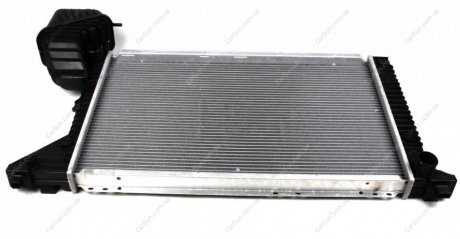 Радиатор охлаждения двигателя - (A9015003100 / 9015003400 / 9015003100) NRF 50557
