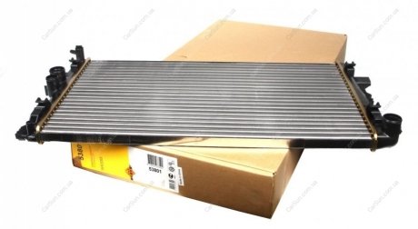 Радиатор охлаждения двигателя - (A6395011101 / A6395010401 / 6395011101) NRF 53801 (фото 1)
