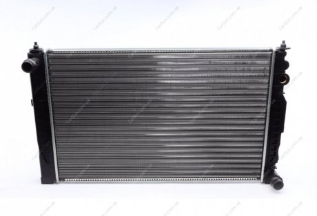 Радиатор охлаждения двигателя - (8D0121251D) NRF 539504A (фото 1)