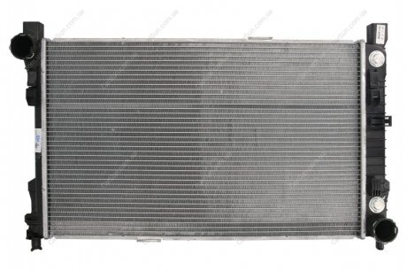 Радиатор охлаждения двигателя - (A2035004203 / A2035000403 / 2035002503) NRF 55310 (фото 1)