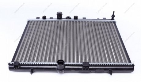 Радиатор охлаждения двигателя - (9685852680 / 96858526 / 1333A1) NRF 58226A (фото 1)