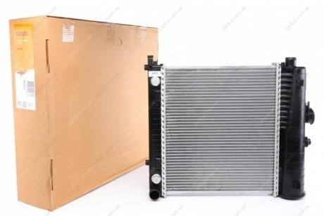 Радиатор охлаждения двигателя - (A2025006103 / A2025006003 / A2025005903) NRF 58232
