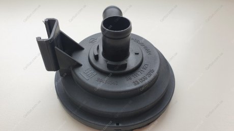 Клапан вентиляції картерних газів Opel 24414343