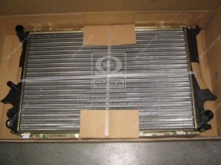 Радіатор охолодження Audi 100 2,8 90-94 Polcar 131608-3 (фото 1)