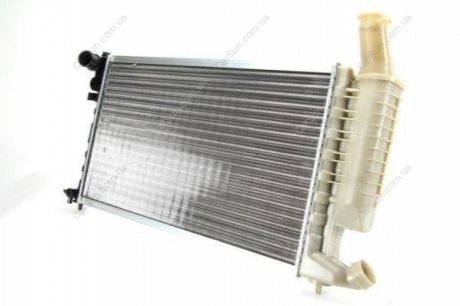 Радиатор охлаж. двигателя Citroen Berlingo 1.1/1.4/1.8 06.96- Polcar 235008-2 (фото 1)