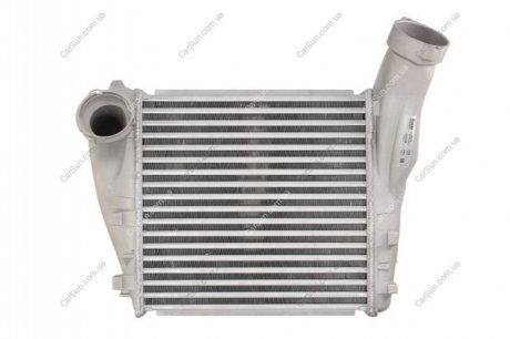Радиатор воздуха (Интеркулер) Polcar 5821J8-2 (фото 1)