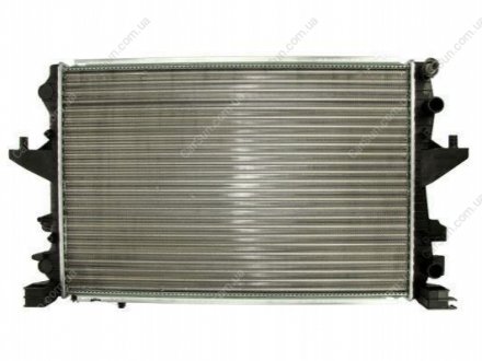 Радиатор охлаждения Polcar 956808-3