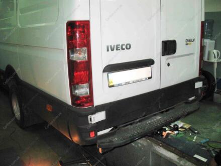 IVECO Daily Van 2006-2011 Фаркоп ПолігонАвто TI008806